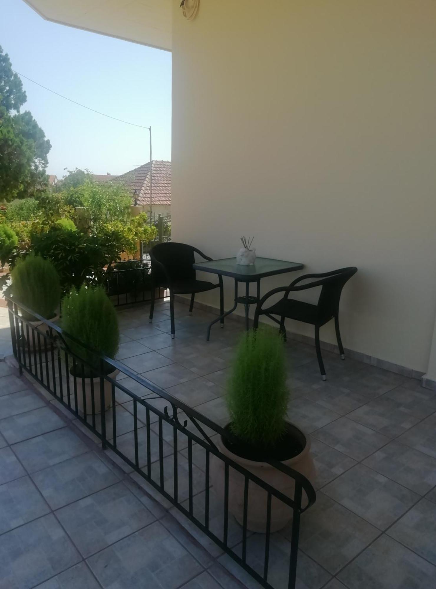 Maria'S Apartment Poros  Exterior photo
